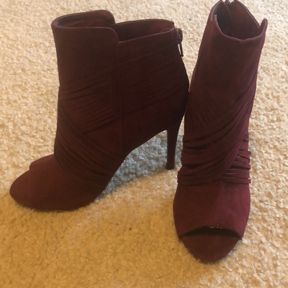 Wine open toe booties - Picture 2 of 5